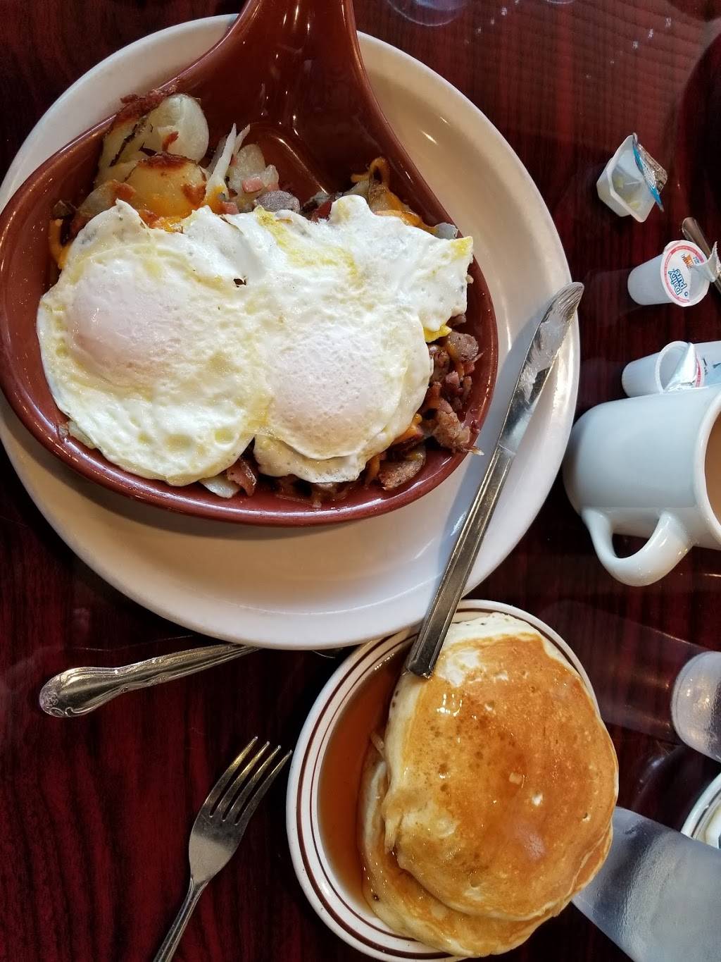 The Café at Bellevue | restaurant | 2725 Manitowoc Rd, Bellevue, WI 54311, USA | 9204892014 OR +1 920-489-2014