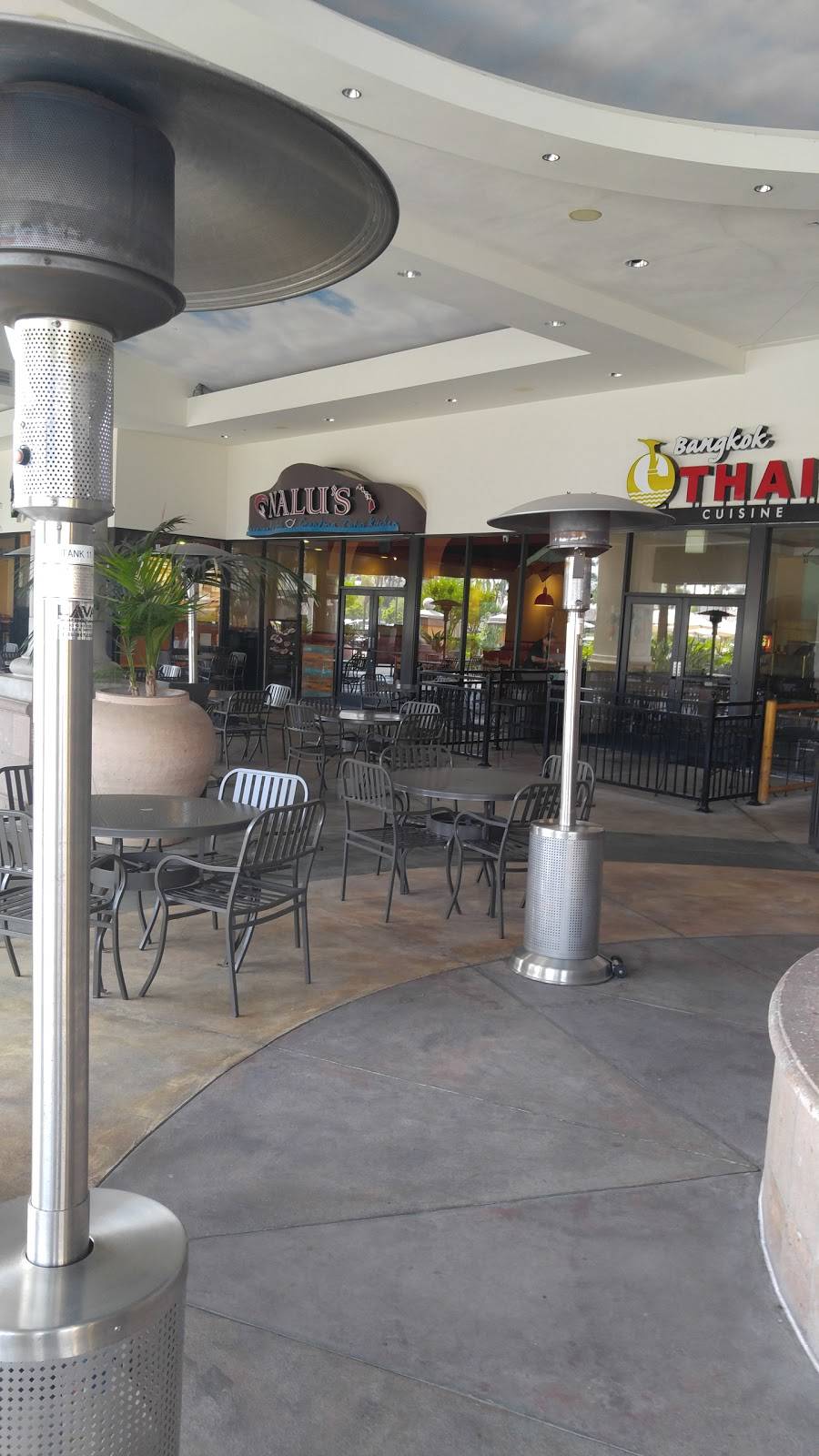 Nalus Hawaiian Fish Grill & Tutus Kitchen | restaurant | 26612 Towne Centre Dr, Foothill Ranch, CA 92610, USA | 9493933077 OR +1 949-393-3077