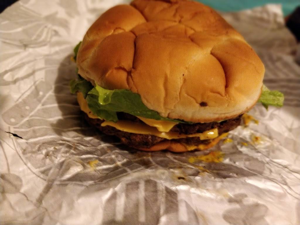 Back Yard Burgers | restaurant | 5091 Park Ave, Memphis, TN 38117, USA | 9017620733 OR +1 901-762-0733