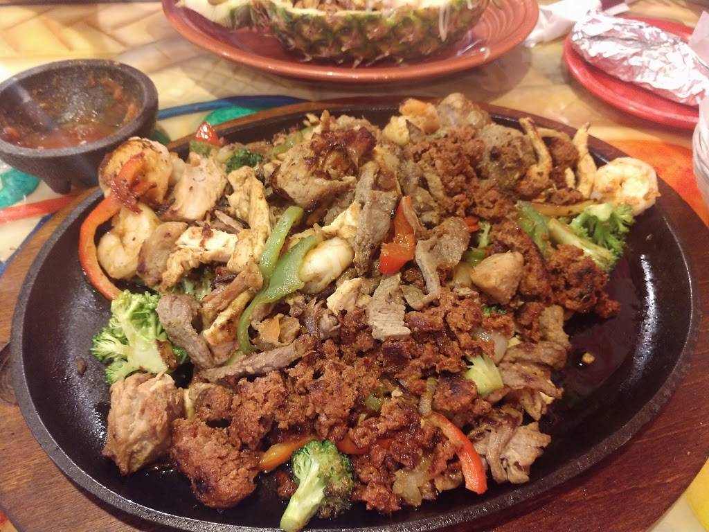 Tlaquepaque Mexican Restaurant | restaurant | 3090 Maple Ave, Zanesville, OH 43701, USA | 7404536465 OR +1 740-453-6465