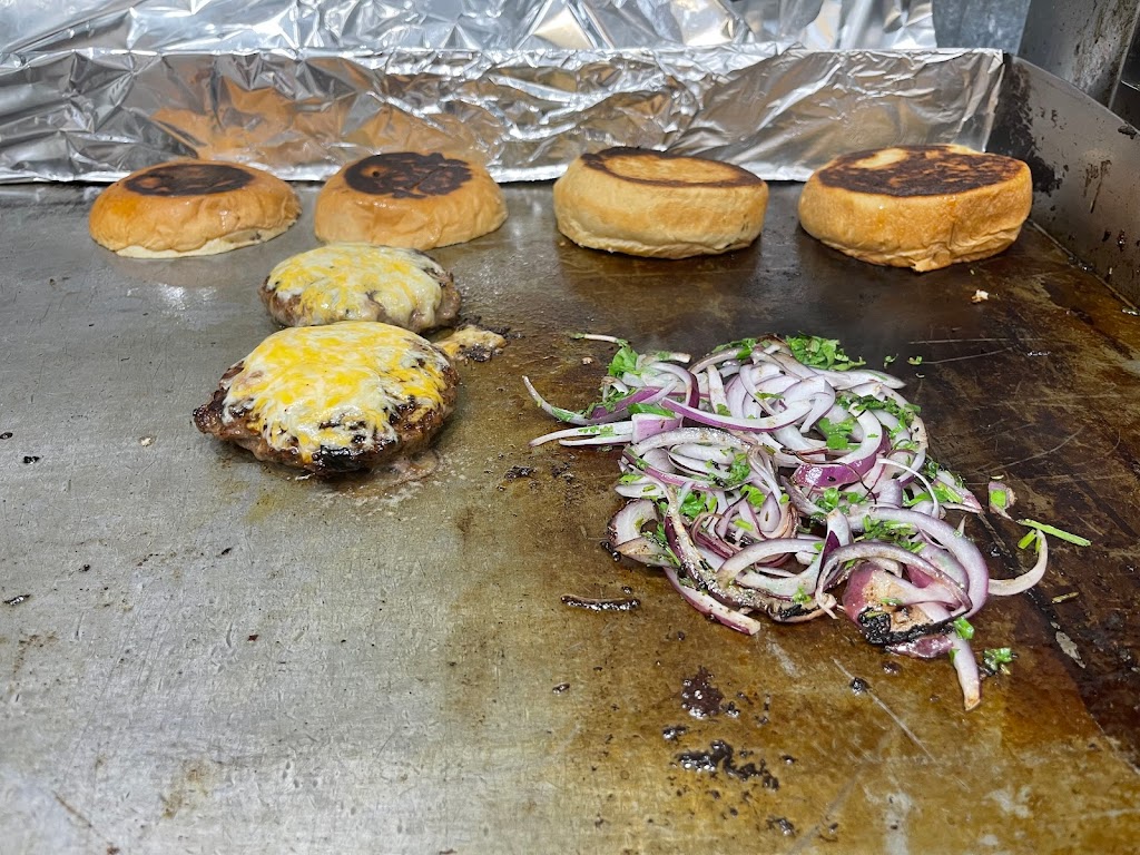 Fancy Buns | restaurant | 10720 SW 113th Pl, Miami, FL 33176, USA | 7862387612 OR +1 786-238-7612