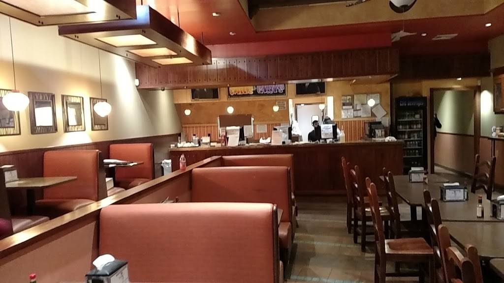 Carlos and Gabbys | restaurant | 69-44 Main St, Flushing, NY 11367, USA | 7185758226 OR +1 718-575-8226