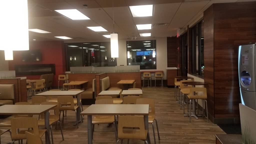 Wendys | restaurant | 28 Pearson Blvd, Gardner, MA 01440, USA | 9786303490 OR +1 978-630-3490