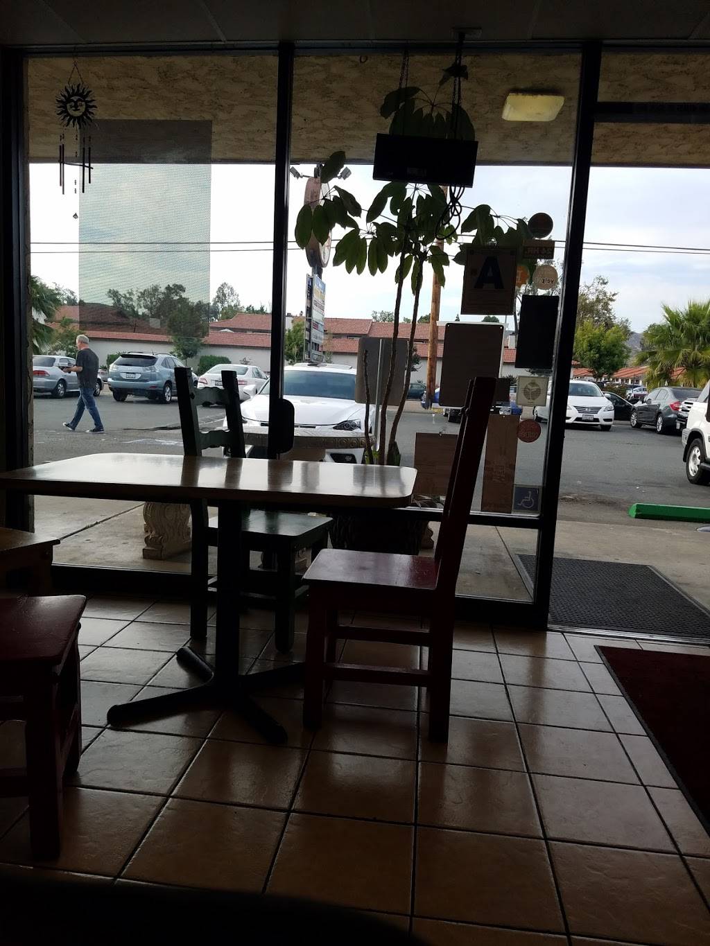 Los Amigos | restaurant | 10251 Mast Blvd # F, Santee, CA 92071, USA | 6195622037 OR +1 619-562-2037