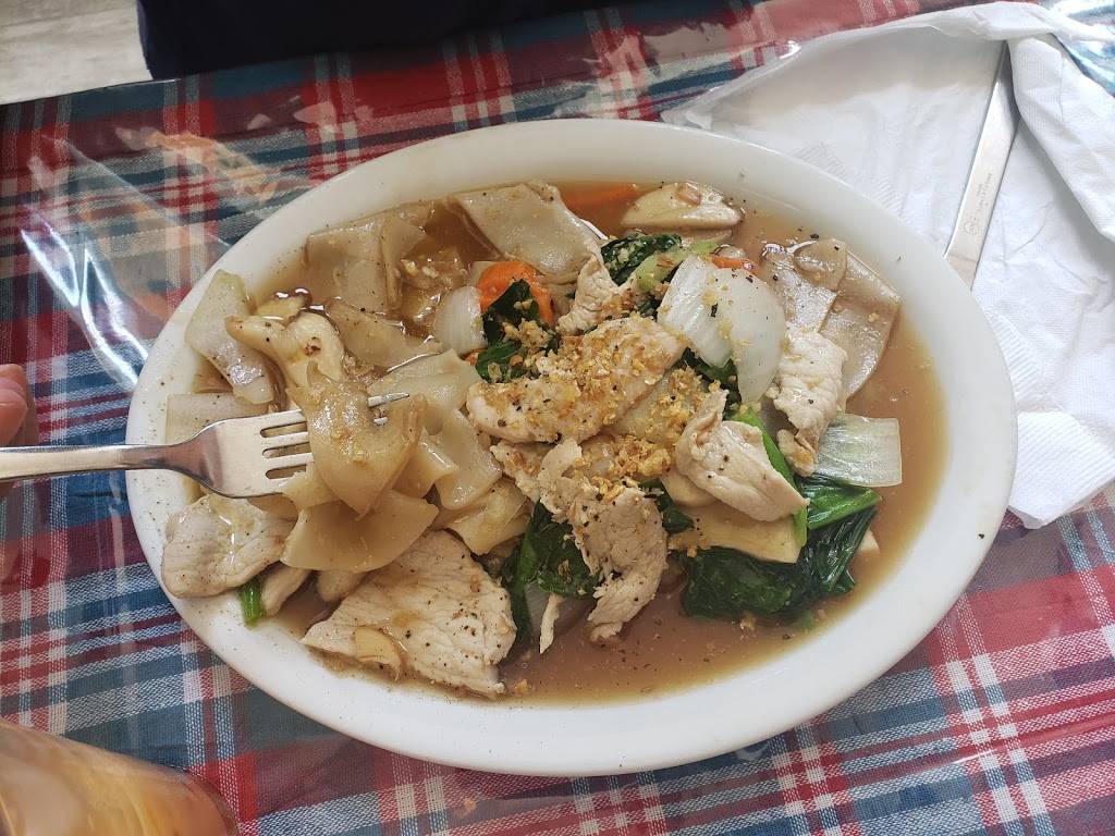 Pookies Thai Cuisine | restaurant | 803 Jefferson St, Burlington, IA 52601, USA | 3197527686 OR +1 319-752-7686