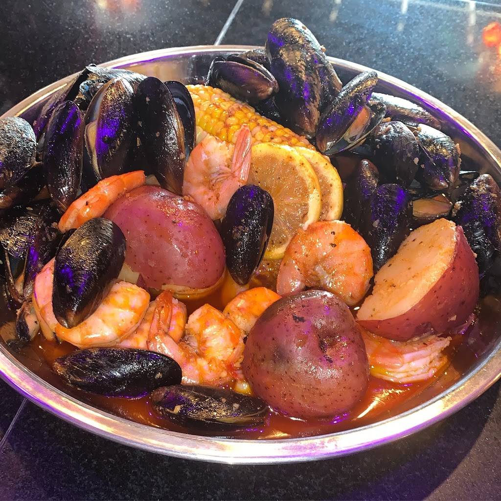 Baltimore Seafood | restaurant | 2324 East, Boston St, Baltimore, MD 21224, USA | 4106245166 OR +1 410-624-5166