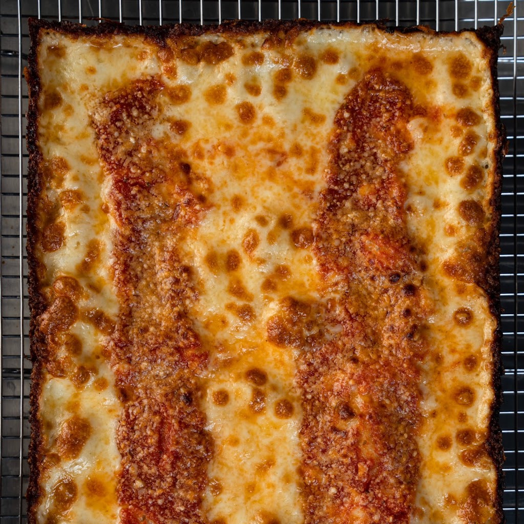 Death By Pizza | meal takeaway | 528 NE 2nd St, Delray Beach, FL 33483, USA | 5616669111 OR +1 561-666-9111