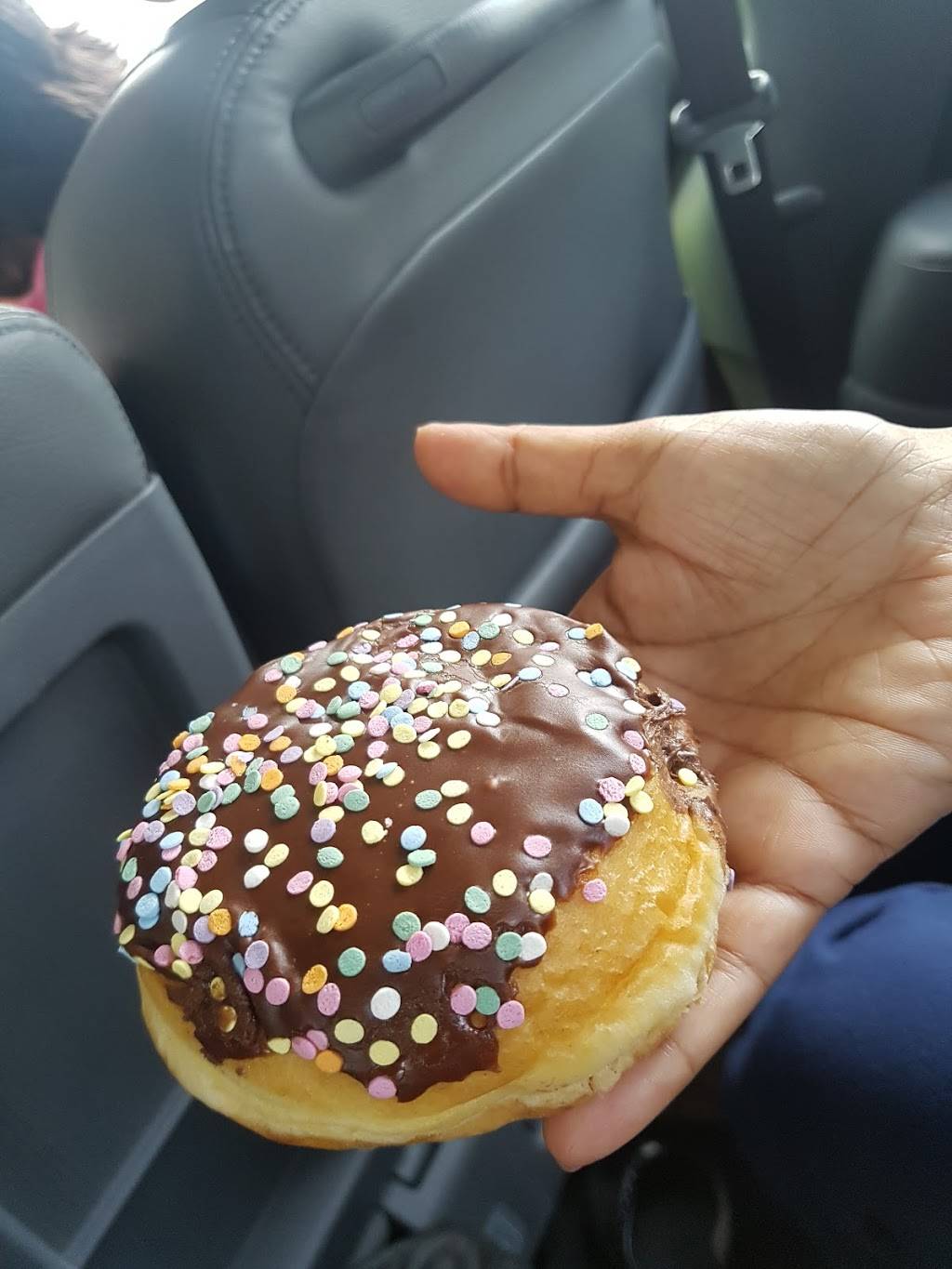 Dunkin | bakery | 10140 Okeechobee Blvd, West Palm Beach, FL 33411, USA | 5617920091 OR +1 561-792-0091