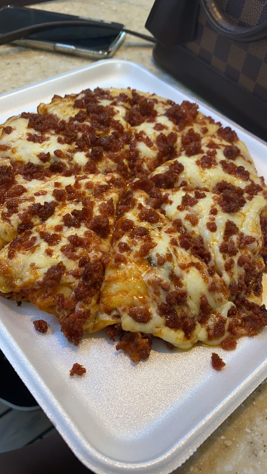 La Favorita Pizzeria - Cafeteria | meal takeaway | 1205 W 49th St, Hialeah, FL 33012, USA | 3055563984 OR +1 305-556-3984