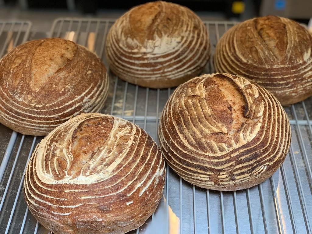 Vive la tarte | bakery | 3515 Sunset Blvd, Los Angeles, CA 90026, USA | 3235223252 OR +1 323-522-3252