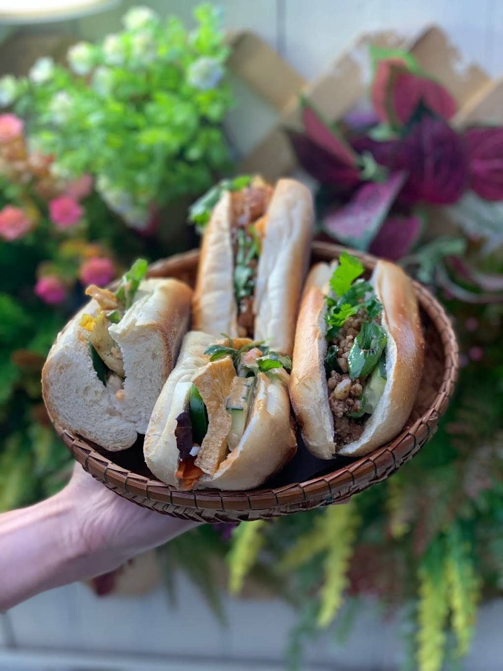 Stang Thai | restaurant | 3019 Fort Hamilton Pkwy, Brooklyn, NY 11218, USA | 7184366932 OR +1 718-436-6932