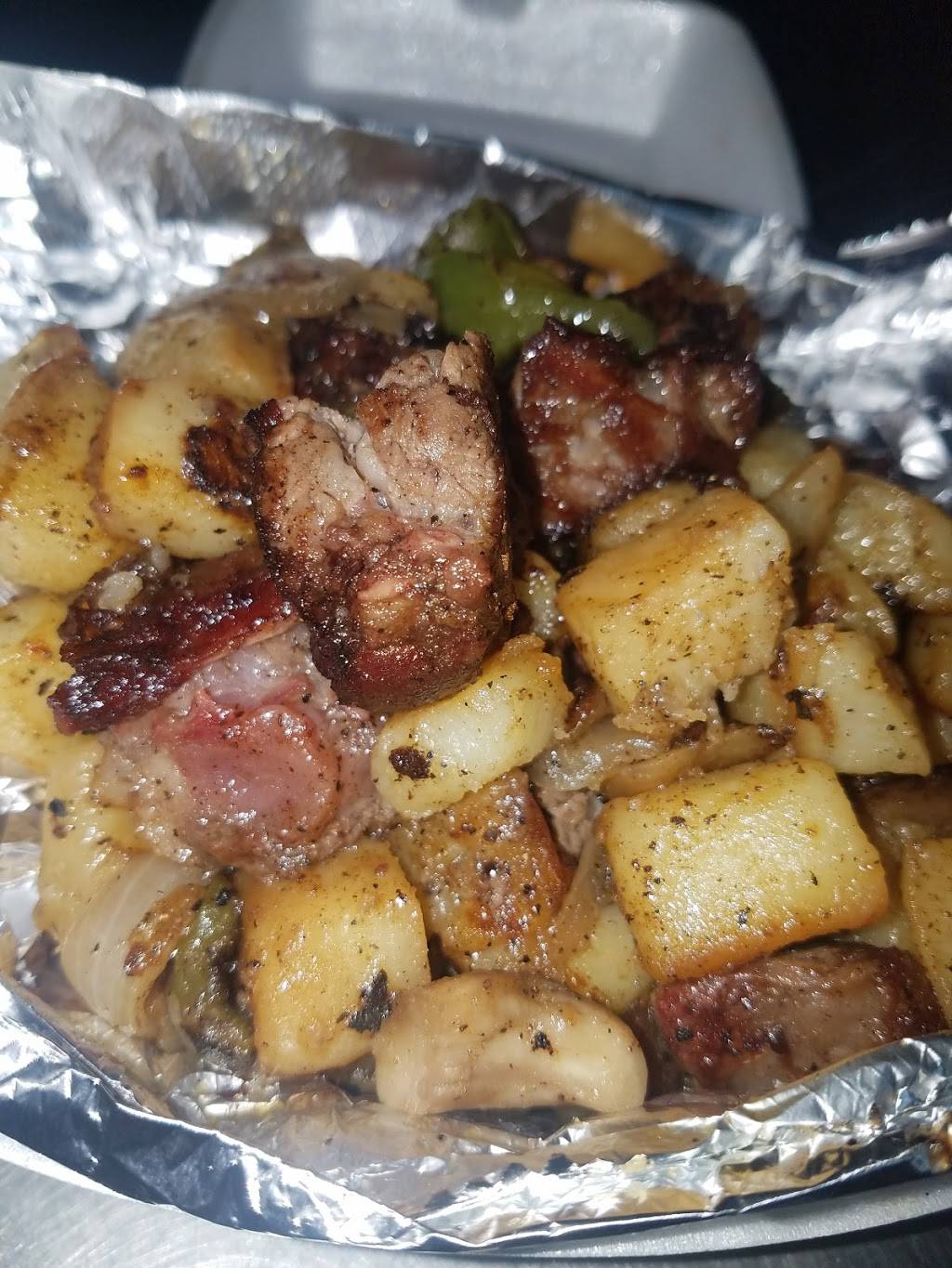 Neighborhood Smoke House Llc | restaurant | 1403 Winter St, Fort Wayne, IN 46803, USA | 2607397041 OR +1 260-739-7041