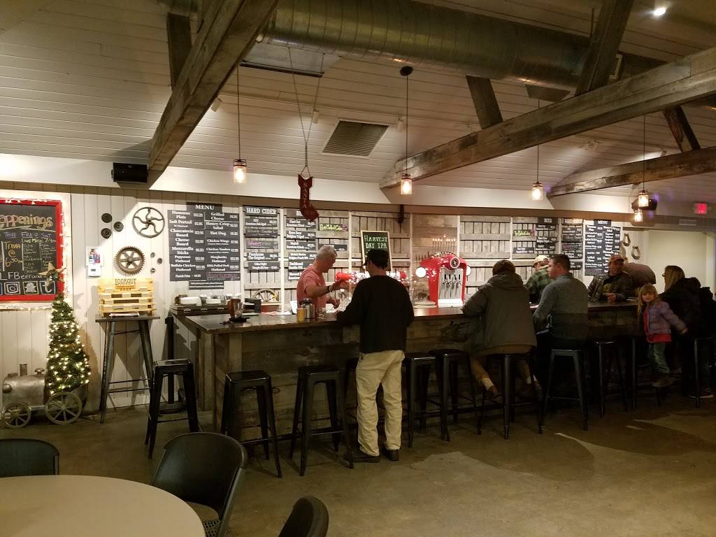 The Lookout Taproom | restaurant | 89 Pleasant St S, Natick, MA 01760, USA | 5086531178 OR +1 508-653-1178