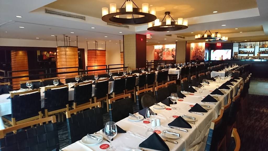 Fogo de Chão Brazilian Steakhouse | restaurant | 1101 Pennsylvania Ave NW, Washington, DC 20004, USA | 2023474668 OR +1 202-347-4668