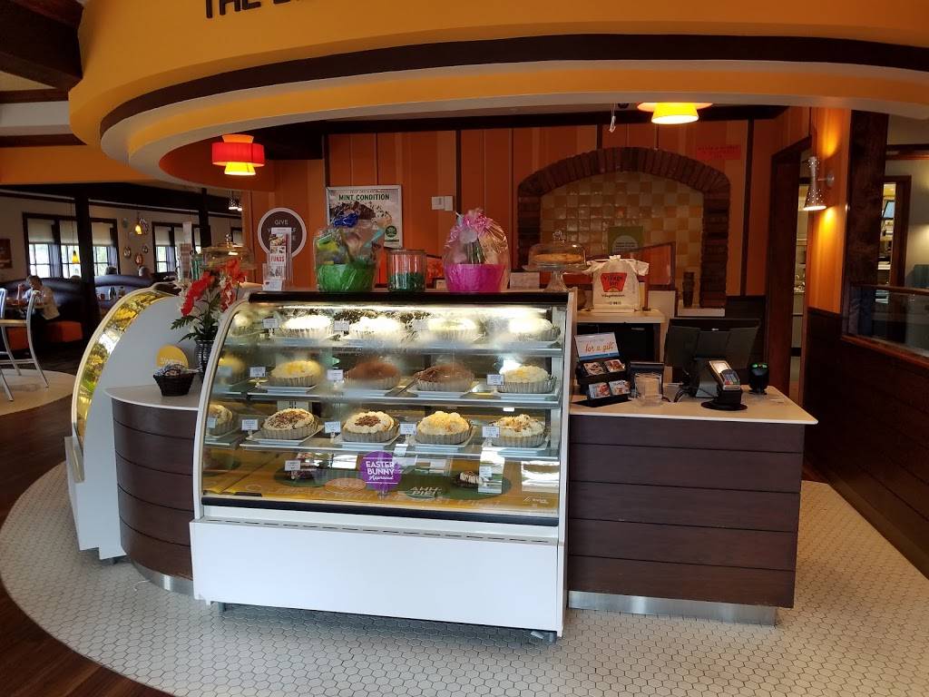 Village Inn | bakery | 3770 Lakeside Village Ct, Lakeland, FL 33803, USA | 8636837700 OR +1 863-683-7700