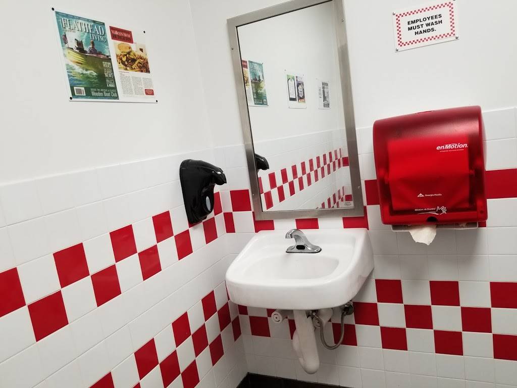 Five Guys | meal takeaway | 20811 U.S. Hwy 281 S Suite 426, San Antonio, TX 78258, USA | 2103709256 OR +1 210-370-9256