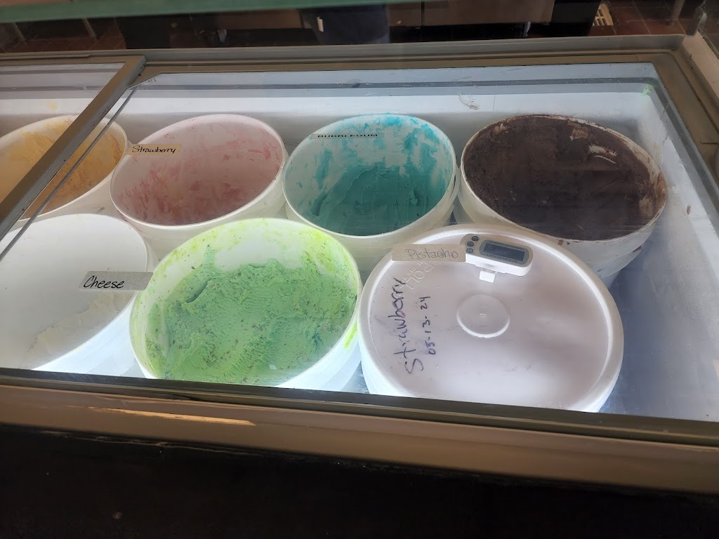 Munchies Bar | meal takeaway | 785 N Reed Ave, Reedley, CA 93654, USA | 5597437764 OR +1 559-743-7764