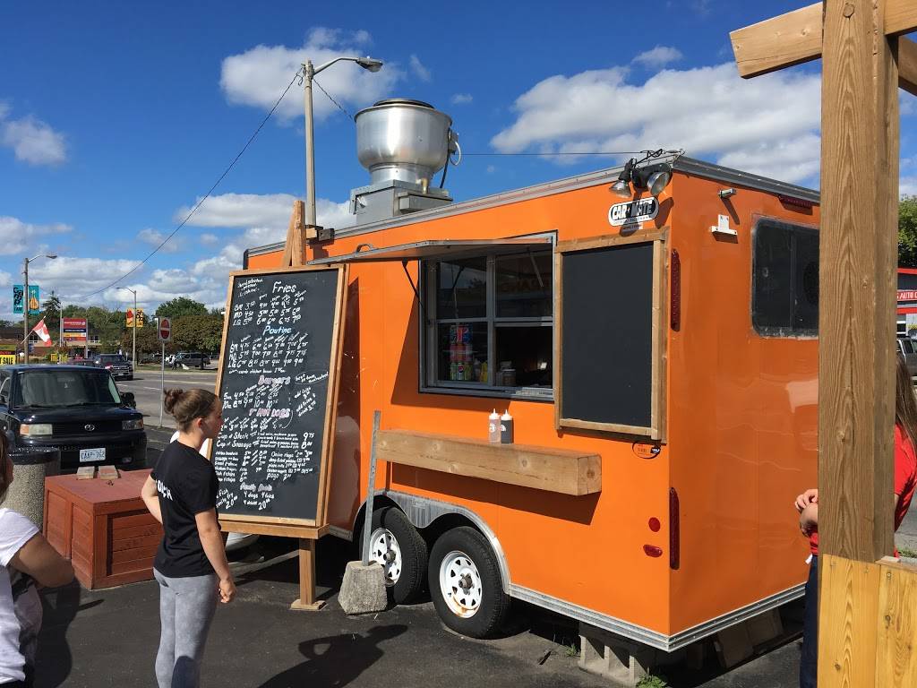 Potato Heads | restaurant | 6460 RR 20, Niagara Falls, ON L2G 1T6, Canada | 9053287229 OR +1 905-328-7229