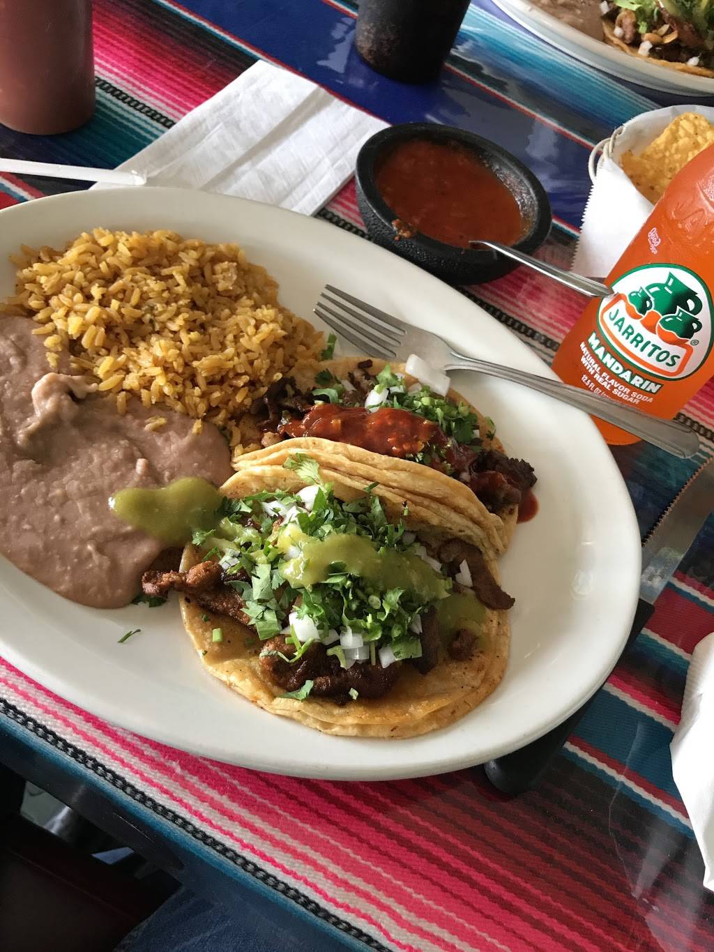 El Burrito Restaurant | restaurant | 6236 Northwest Hwy, Crystal Lake, IL 60014, USA | 8154770751 OR +1 815-477-0751