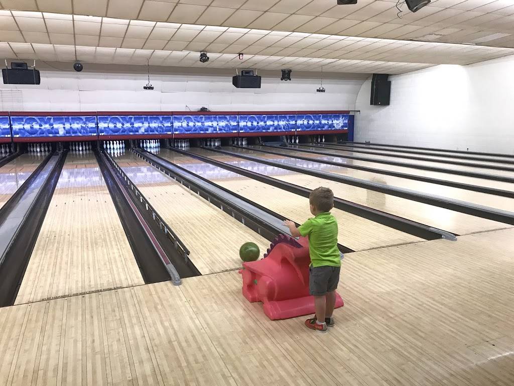 Foxfire Lanes | meal takeaway | 225 Security St, Kannapolis, NC 28083, USA | 7049320146 OR +1 704-932-0146