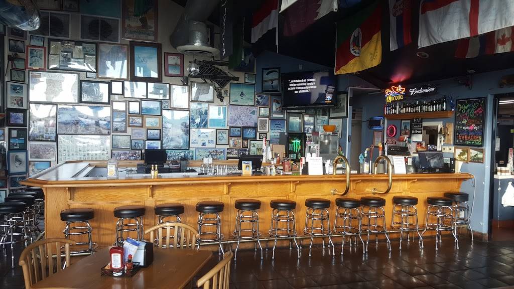 Bombshelter Sports Bar & Grill | restaurant | 2091 Goetz Rd, Perris, CA 92570, USA | 9519434863 OR +1 951-943-4863