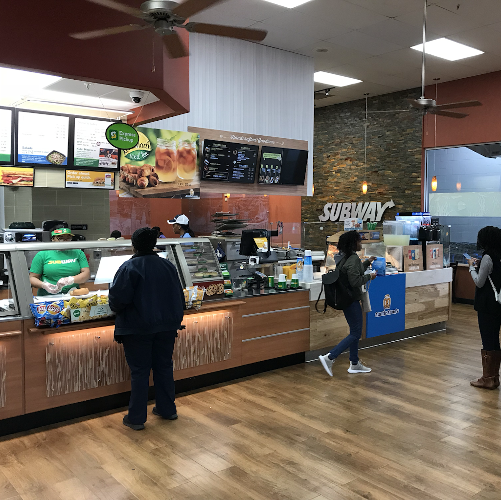 Auntie Annes Pretzels | restaurant | 2448 Chesapeake Square Ring Rd, Chesapeake, VA 23321, USA | 7573817775 OR +1 757-381-7775