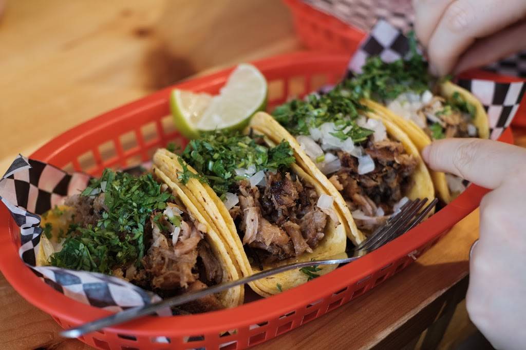 TACO TRUNP | restaurant | 388 Rue Saint-Zotique E, Montréal, QC H2S 1L7, Canada | 5148349124 OR +1 514-834-9124
