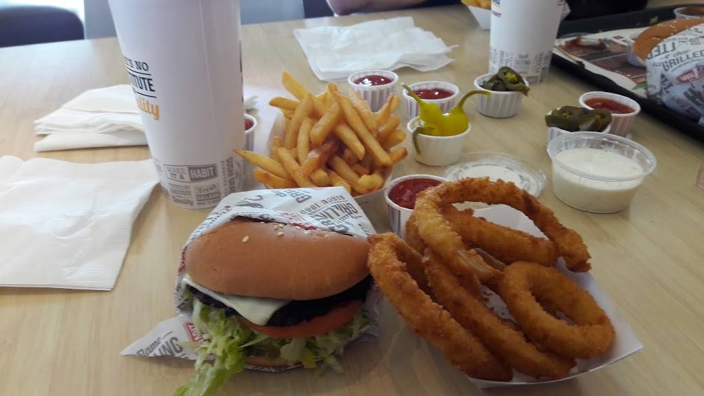The Habit Burger Grill | meal takeaway | 6955 Camino Arroyo, Gilroy, CA 95020, USA | 4088424300 OR +1 408-842-4300