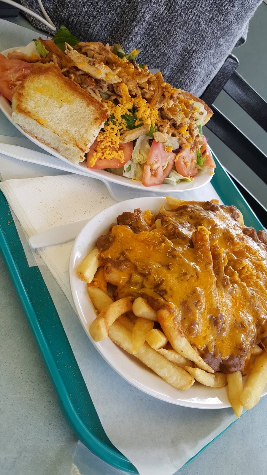 Omega Burgers | restaurant | 11790 Del Amo Blvd, Lakewood, CA 90715, USA | 5624021777 OR +1 562-402-1777