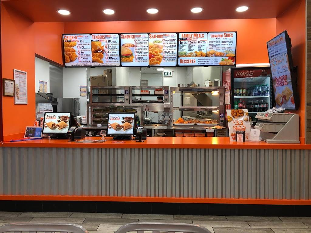 Popeyes | restaurant | 3479 Yonge St, North York, ON M4N 2N3, Canada | 6473475444 OR +1 647-347-5444