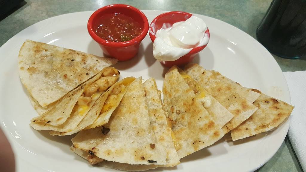 Friendlys | restaurant | 558 Aviation Rd, Queensbury, NY 12804, USA | 5187921338 OR +1 518-792-1338