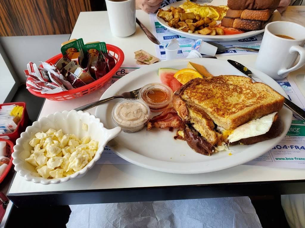 Restaurant La Belle Province | restaurant | 10125 Boulevard Lacroix, Saint-Georges, QC G5Y 1K2, Canada | 4182225152 OR +1 418-222-5152