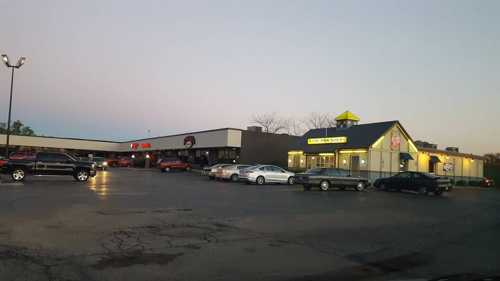 Long John Silvers | restaurant | 810 Watertower Ln, West Carrollton, OH 45449, USA | 9378667651 OR +1 937-866-7651