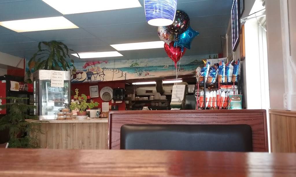 Waterford Pizza Palace | restaurant | 116 Boston Post Rd, Waterford, CT 06385, USA | 8604433305 OR +1 860-443-3305