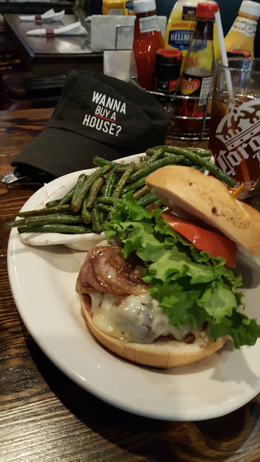 The Bell Tree Tavern | restaurant | 155 NE Broad St, Southern Pines, NC 28387, USA | 9106924766 OR +1 910-692-4766