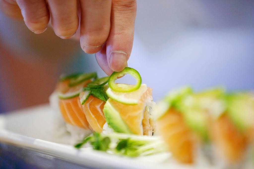 Dojo Sushi | restaurant | 14423 Ventura Blvd, Sherman Oaks, CA 91423, USA | 8188495376 OR +1 818-849-5376