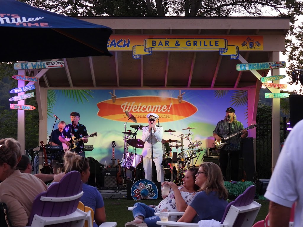 Sunset Beach Bar & Grille | restaurant | 401 Front St, New Richmond, OH 45157, USA | 5135531400 OR +1 513-553-1400