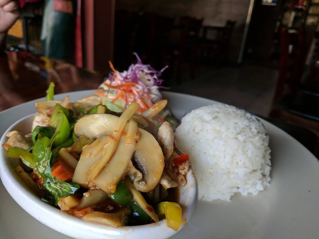 Cha Thai Restaurant | restaurant | 1520 W Chapman Ave, Orange, CA 92868, USA | 7149783905 OR +1 714-978-3905