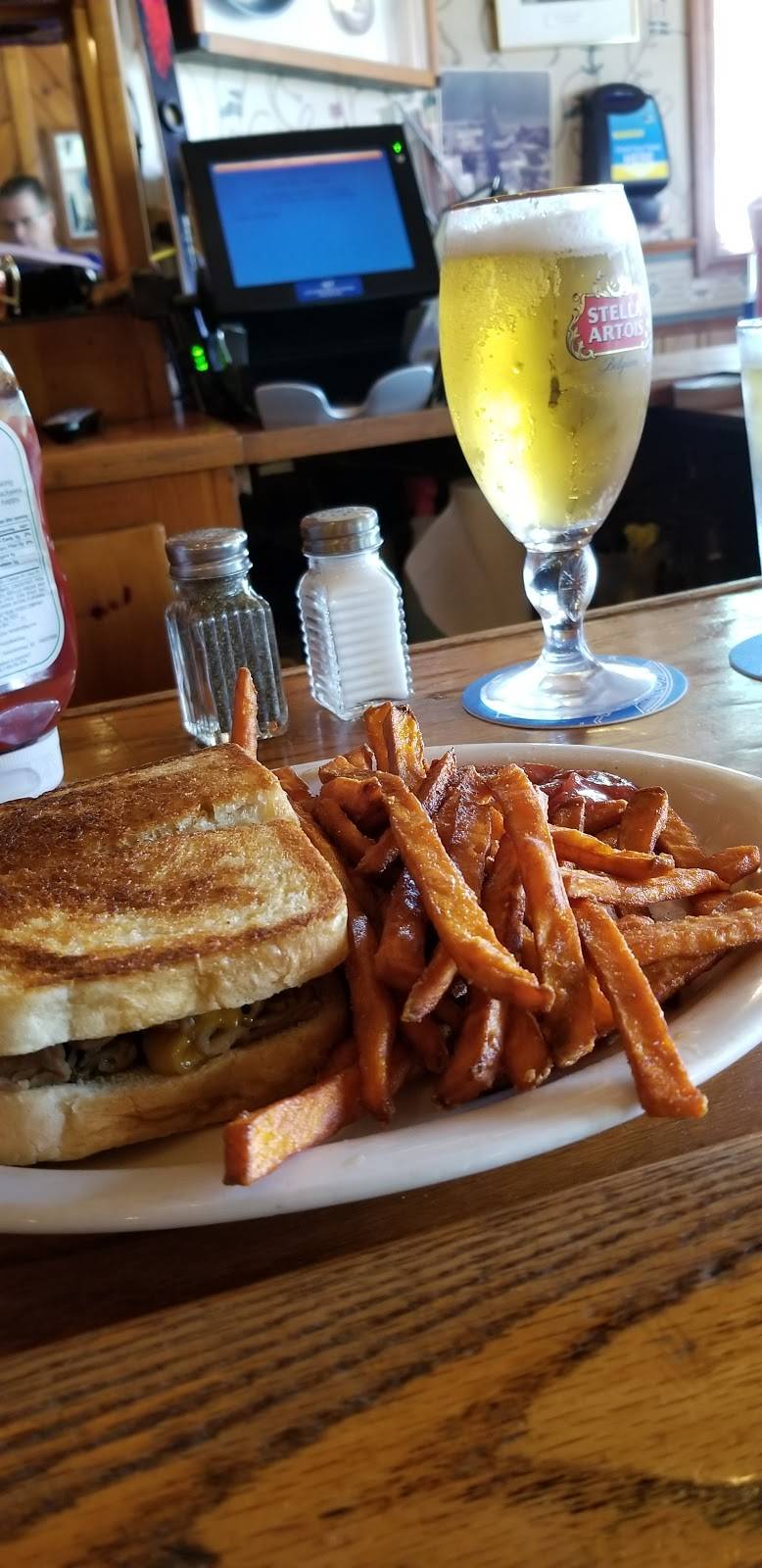 Summerville Grill | restaurant | 5370 St Paul Blvd, Rochester, NY 14617, USA | 5852875433 OR +1 585-287-5433