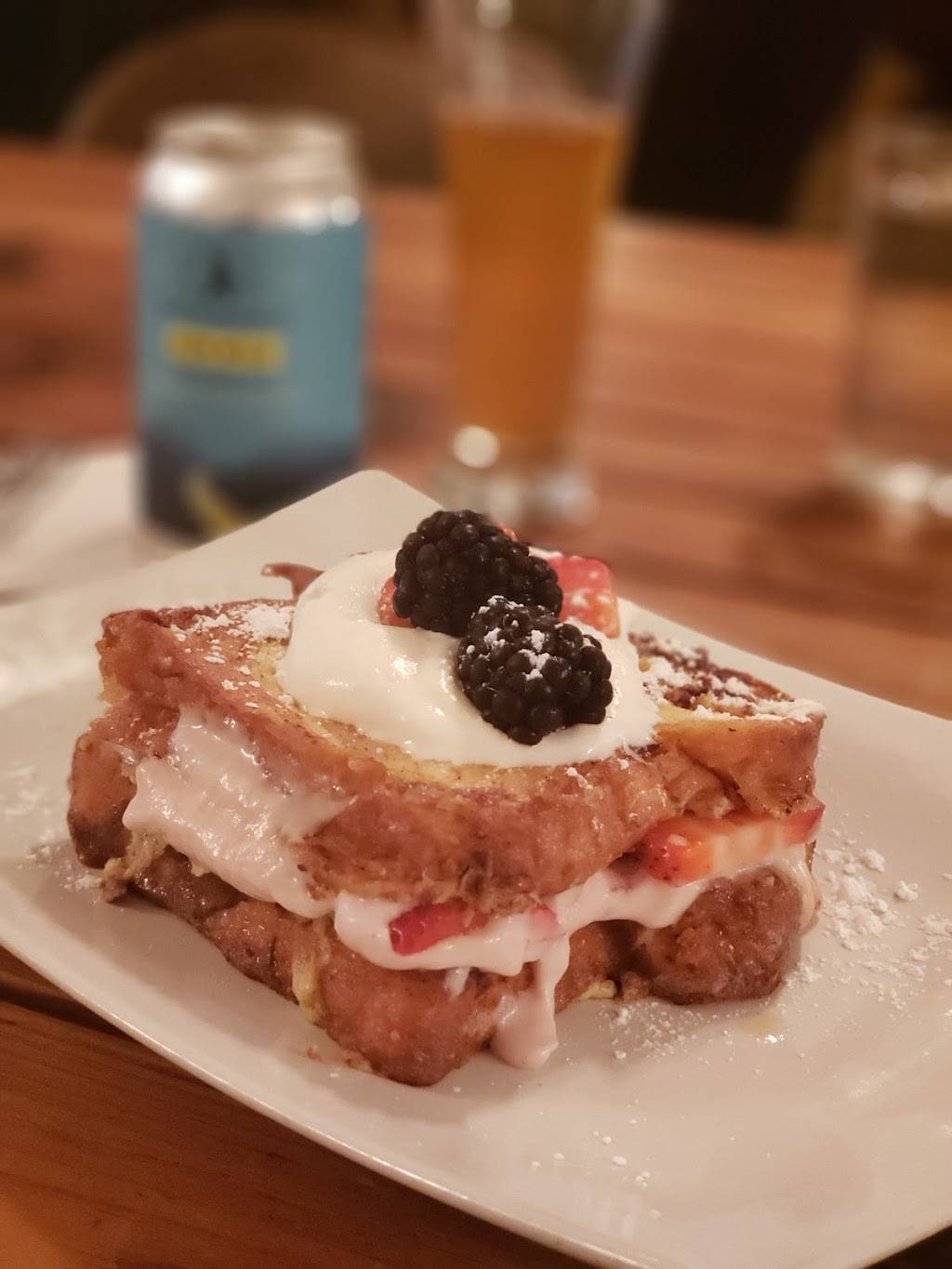 McFoxlins | restaurant | 5 Church St, New Paltz, NY 12561, USA | 8456338411 OR +1 845-633-8411