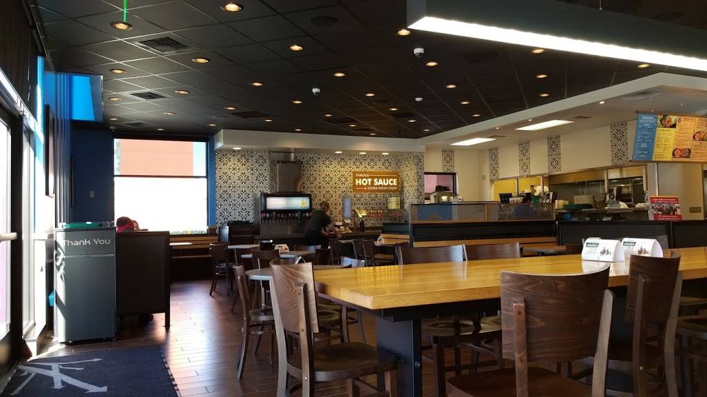 Miguel’s Jr | restaurant | 2855 El Camino Real, Tustin, CA 92782, USA | 7142024676 OR +1 714-202-4676