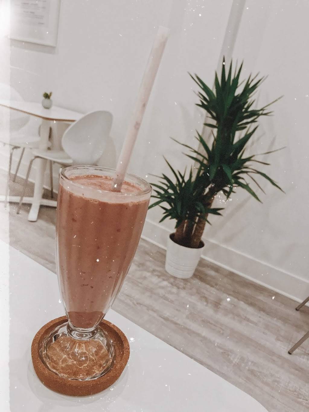 The Liquid Eatery | restaurant | 18 N High St, West Chester, PA 19380, USA | 6107096911 OR +1 610-709-6911