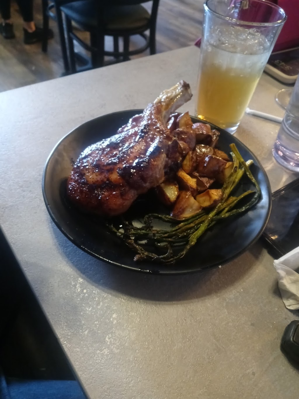 Savor | restaurant | 221 N Main St, St Charles, MO 63301, USA | 6368004820 OR +1 636-800-4820