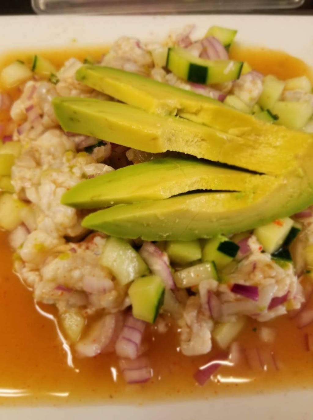 Mariscos Las Quince Letras | restaurant | 7344 Van Nuys, CA 91405, USA | 8189885140 OR +1 818-988-5140