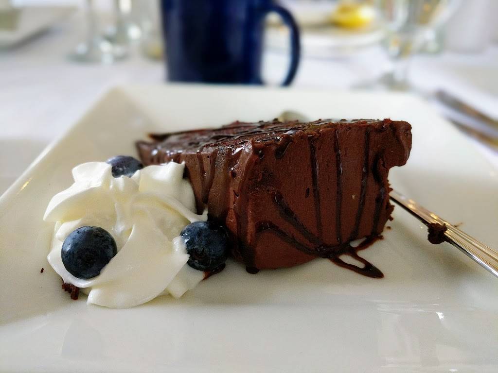 Colonel Blackinton Inn | restaurant | 203 N Main St, Attleboro, MA 02703, USA | 5082226022 OR +1 508-222-6022