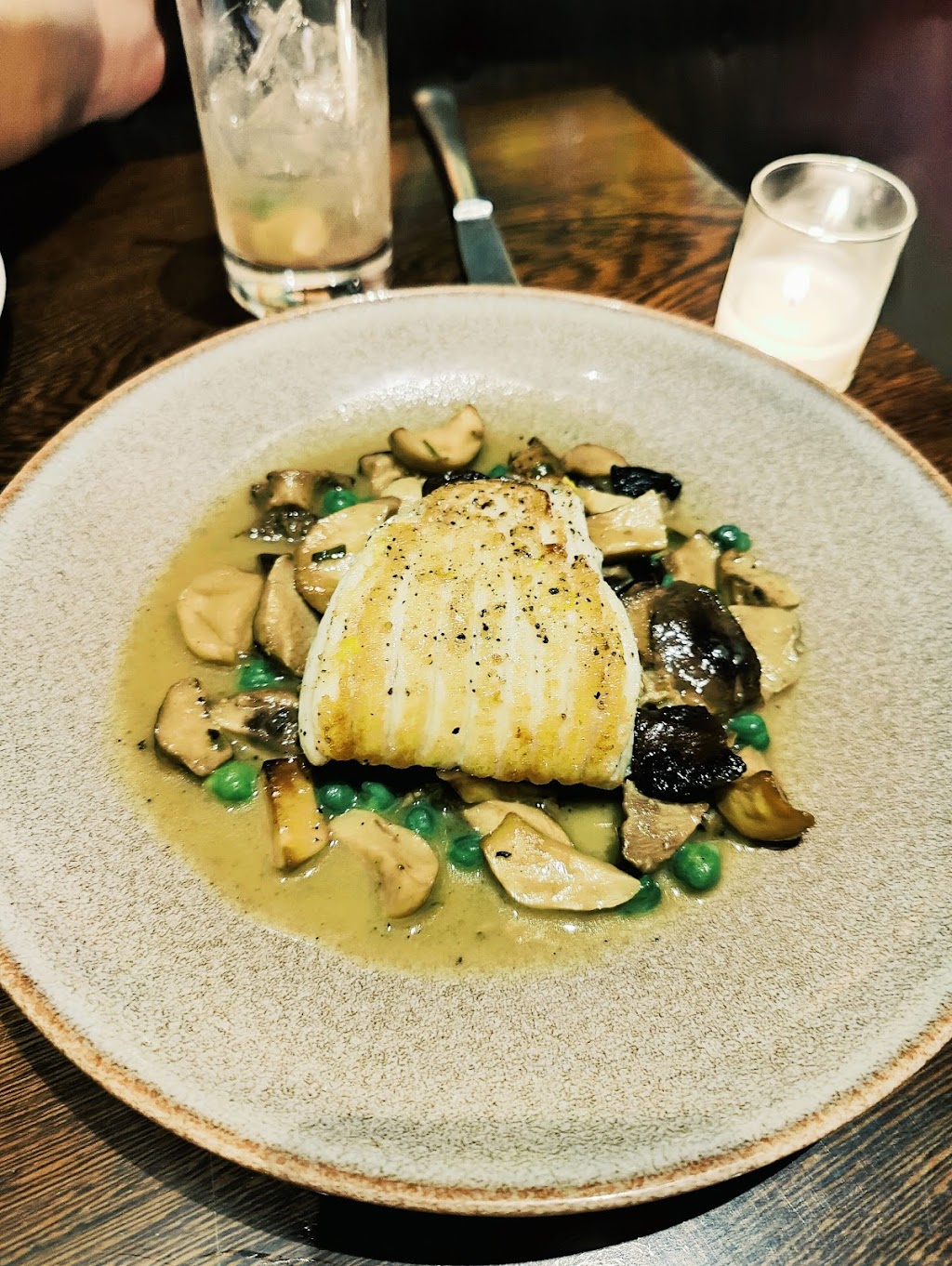 Fork | restaurant | 306 Market St, Philadelphia, PA 19106, USA | 2156259425 OR +1 215-625-9425