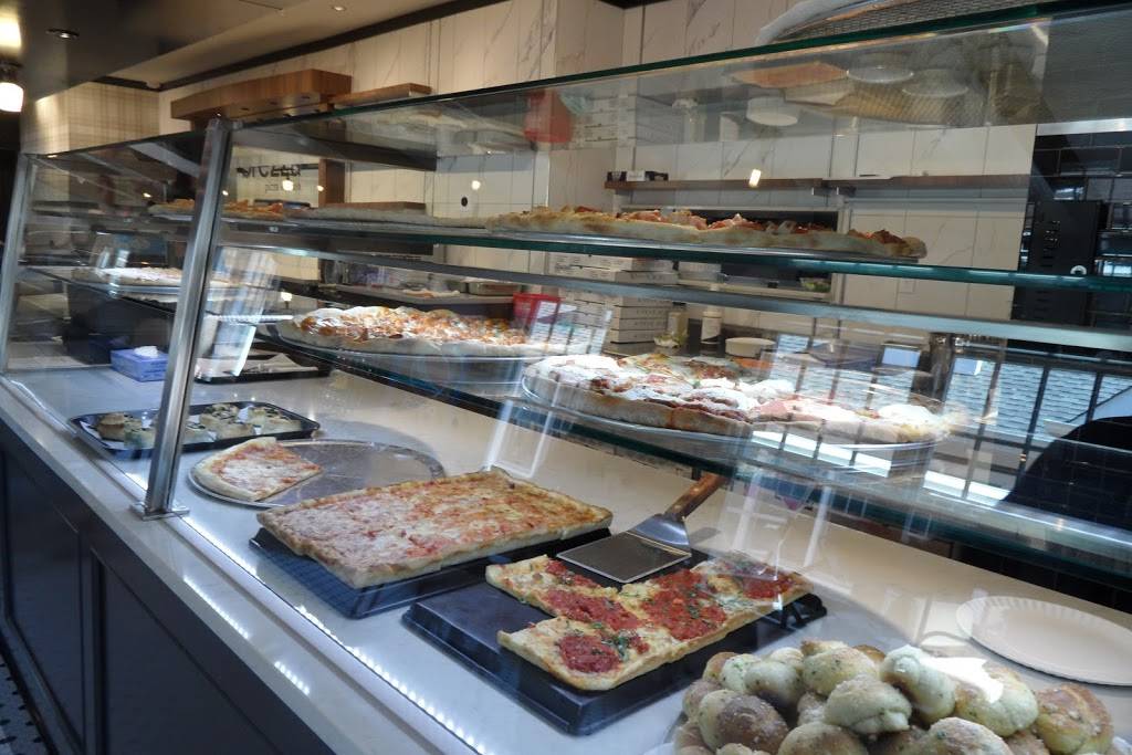 Brezza Pizza Kitchen | restaurant | 5768 NY-25A Suite K, Wading River, NY 11792, USA | 6318861536 OR +1 631-886-1536