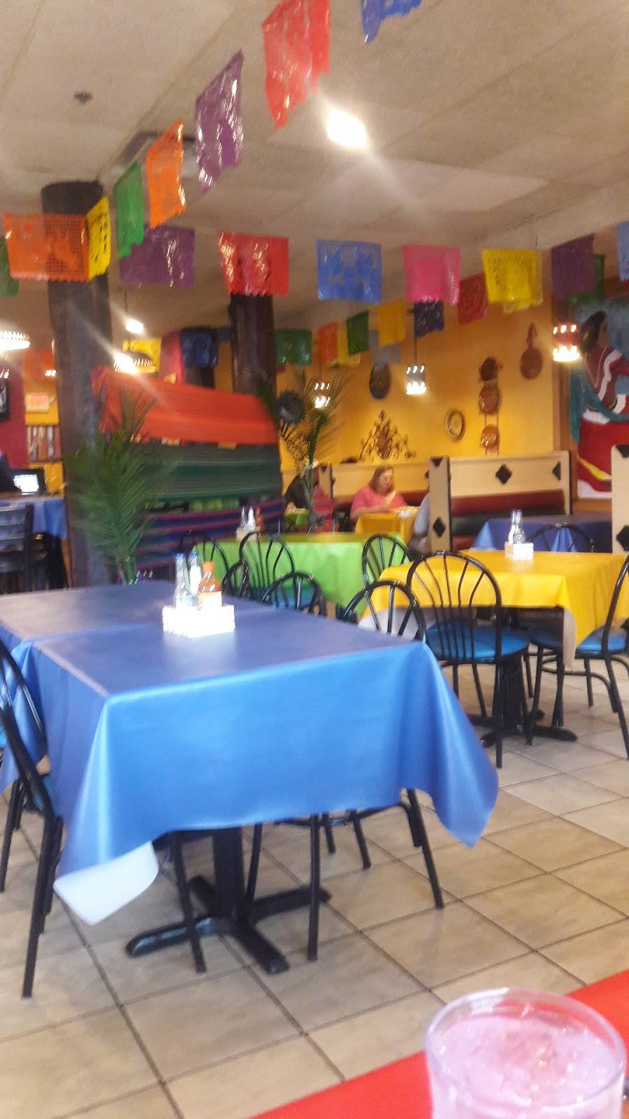 Plaza Garibaldi | restaurant | 2301 Silvernail Rd, Pewaukee, WI 53072, USA | 2624460889 OR +1 262-446-0889