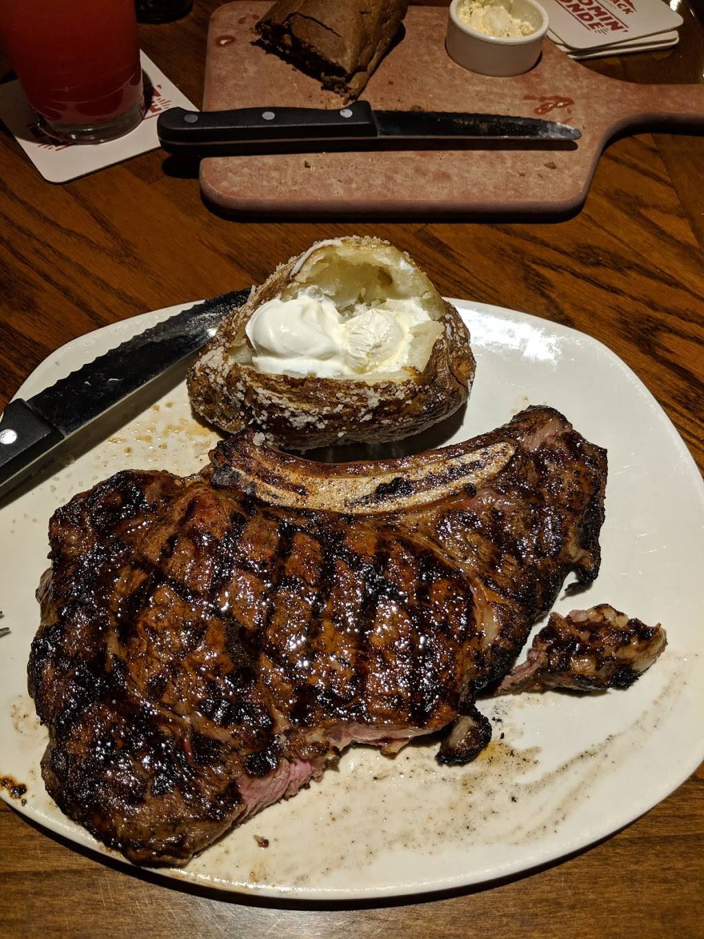 Outback Steakhouse | restaurant | 4420 Long Gate Pkwy, Ellicott City, MD 21043, USA | 4104800472 OR +1 410-480-0472