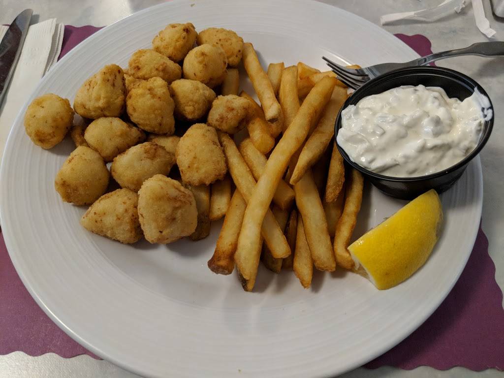 Lindseys Family Restaurant | restaurant | 3138 Cranberry Hwy, East Wareham, MA 02538, USA | 5087595544 OR +1 508-759-5544